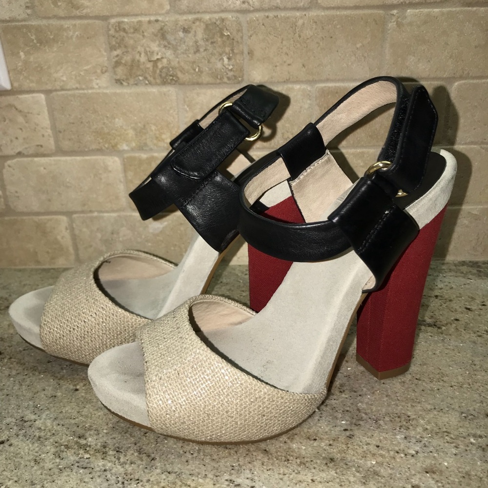 Juicy Couture Heels